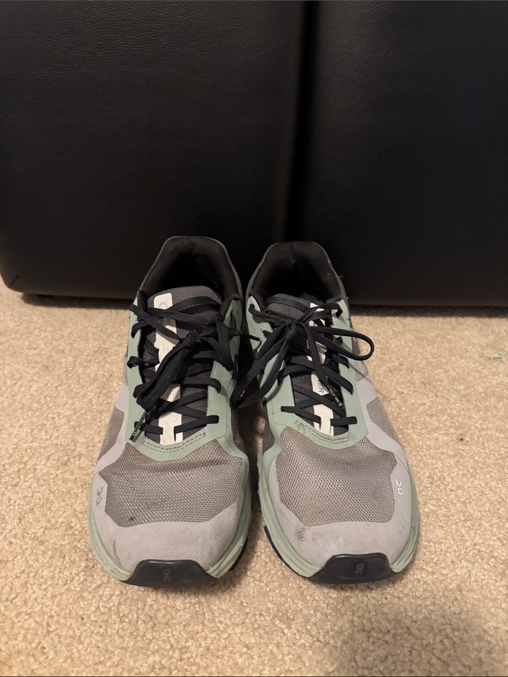 On Cloud CloudRunner Men's Gray and Mint Green Running shoes - Picture 2 of 4